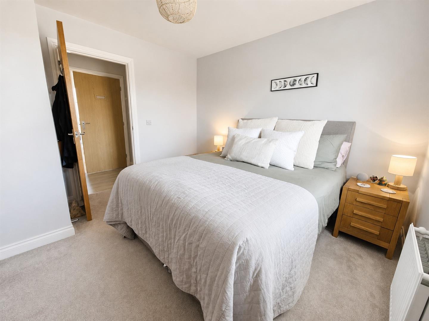 Saxon Way, Great Denham, Bedford